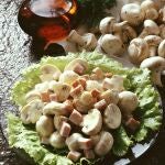 Los champiñones y las setas contienen vitamina D.