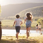 Las 100 apps móviles imprescindibles para este verano