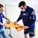 Gedeón Guardiola ha entrenado estos días con su equipo, el Rhein-Neckar Löwen: lo ha hecho con guantes, mascarilla, en grupos pequeños...
