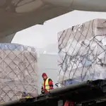 Hoy ha aterrizado en Barajas el cuatro avión con material de la Comunidad de Madrid