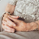 Uno de cada cuatro dependientes fallecidos vivía en una residencia