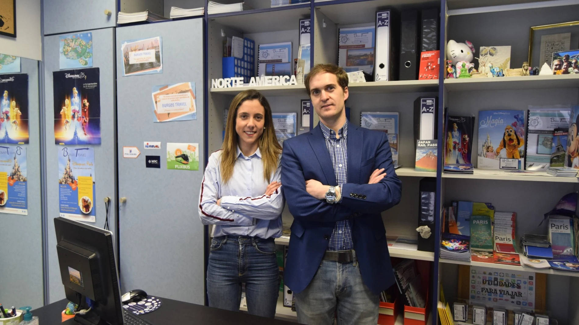 Laura Royo Lázaro, gerente de Burgos Travel, y Rubén Sanz Martínez, técnico de esta agencia de viajes, se ofrecen de forma desinteresada para asesorar sobre reclamaciones a quienes han tenido que cancelar un viaje por el Covid-19