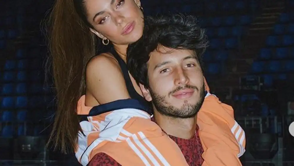 Sebastián Yatra y Tini Stoessel