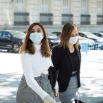La exasesora de Podemos Dina Bousselham a su llegada a la Audiencia Nacional.