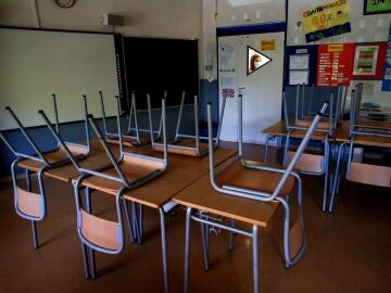 Vista de un aula vacía de la Escola l'Estel de Barcelona