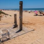 Playa de La Bota, en la localidad costera de Punta Umbría (Huelva), en una imagen tomada durante la desescalada