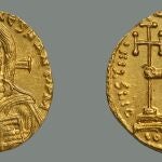 Justiniano II (a la derecha) fue el primero en acuñar moneda con imágenes de Cristo