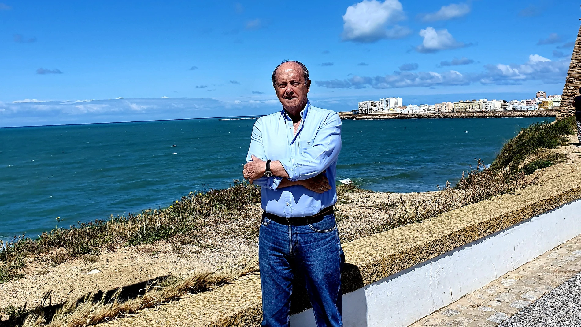 Jaime Rocha en la playa de Santa María del Mar en Cádiz