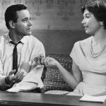 Jack Lemmon y Shirley MacLine protagonizan "El apartamento"