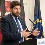 Fernando López Miras cree que hay "alternativas" en la legislación ordinaria para controlar la movilidad