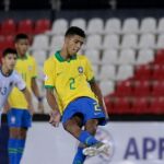 Vinícius Tobias con Brasil