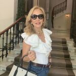 Carmen Lomana