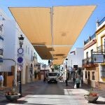 Imagen de archivo de los toldos que el Ayuntamiento coloca en verano