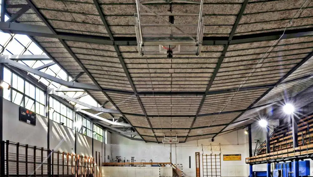 Gimnasio del Colegio Maravillas, del arquitecto Alejandro de la Sota, en Madrid