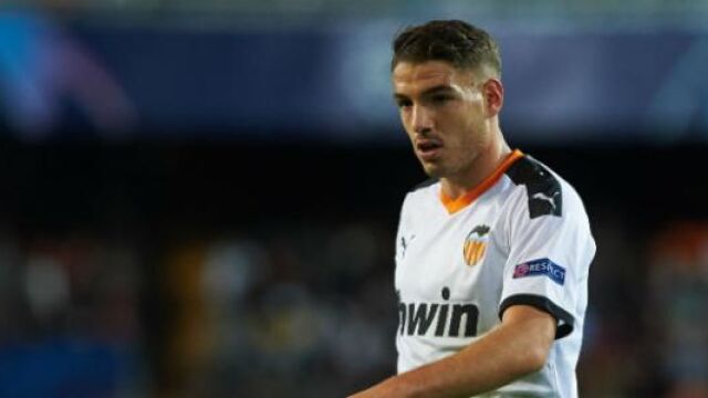 Manu Vallejo con el Valencia.