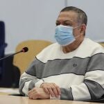 El ex militar salvadoreño Inocento Orlando Montano se sienta en el banquillo durante una sesión de su juicio este lunes en Madrid, un proceso de la justicia española por la matanza de cinco sacerdotes jesuitas de origen español, asesinados la madrugada del 16 de noviembre de 1989 durante la guerra civil salvadoreña (1980-1992), en Madrid (España), a 8 de junio de 2020.08 JUNIO 2020Pool08/06/2020