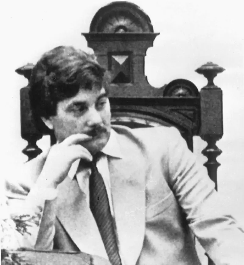 MADRID.La Policía ha detenido a José Ramón Prado Bugallo, &quot;Sito Miñanco&quot;, en una operación llevada a cabo en Galicia en la que se ha intervenido una importante cantidad de droga.El narcotraficante &quot;Sito Miñanco&quot; se encontraba en libertad, pendiente de una sentencia de la Audiencia Nacional por el desembarco de seis toneladas de hachís en la ría de Vigo (Pontevedra) en 1997..EFE/Archivo