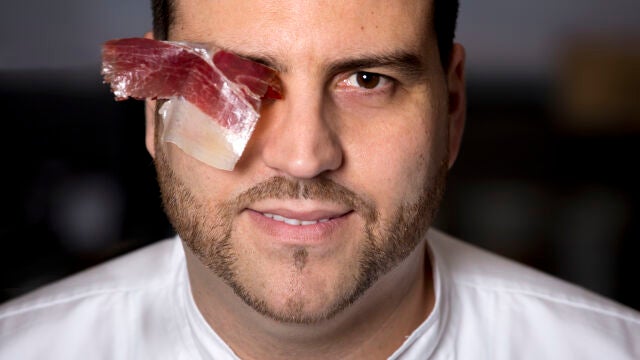 Xanty Elías es el cocinero de Finca Alfoliz, en Huelva
