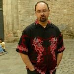Carlos Ruiz Zafon, el hombre de los dragones Carlos Ruiz Zafon, el hombre de los dragones