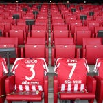 Las camisetas que homenajearon a Peiró, Capón, Jones y Christian Minchola