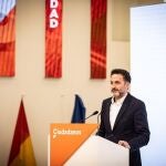 El portavoz adjunto de Ciudadanos en el Congreso de los Diputados, Edmundo Bal, en rueda de prensa en la sede del partido