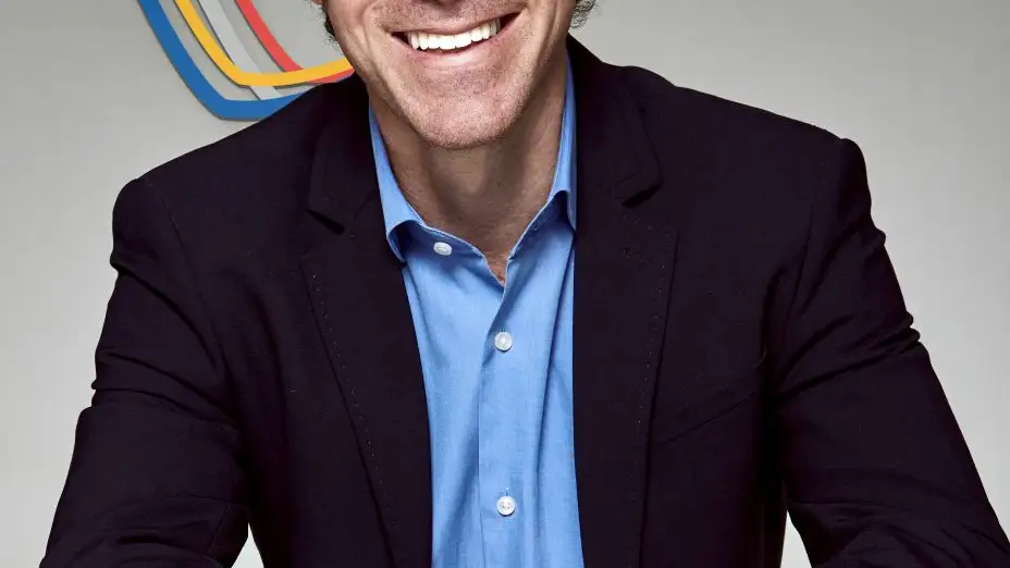 Cosmos Call Center es capaz de comunicarse con los clientes a través de múltiples canales (voz, chats, redes, email) de manera coordinada