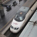 Imagen de un tren AVE de Renfe