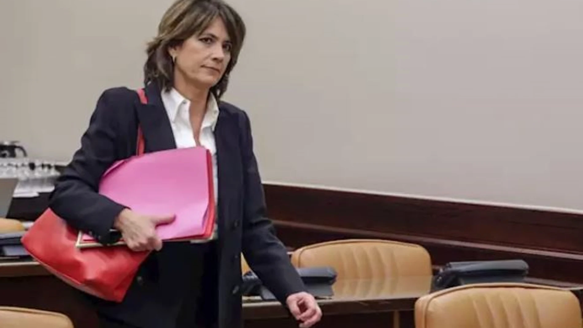 Delgado paraliza la actividad en Fiscalía General por dos positivos y reclama un protocolo a seguir