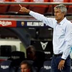 Quique Setién durante su etapa como entrenador del Barcelona.