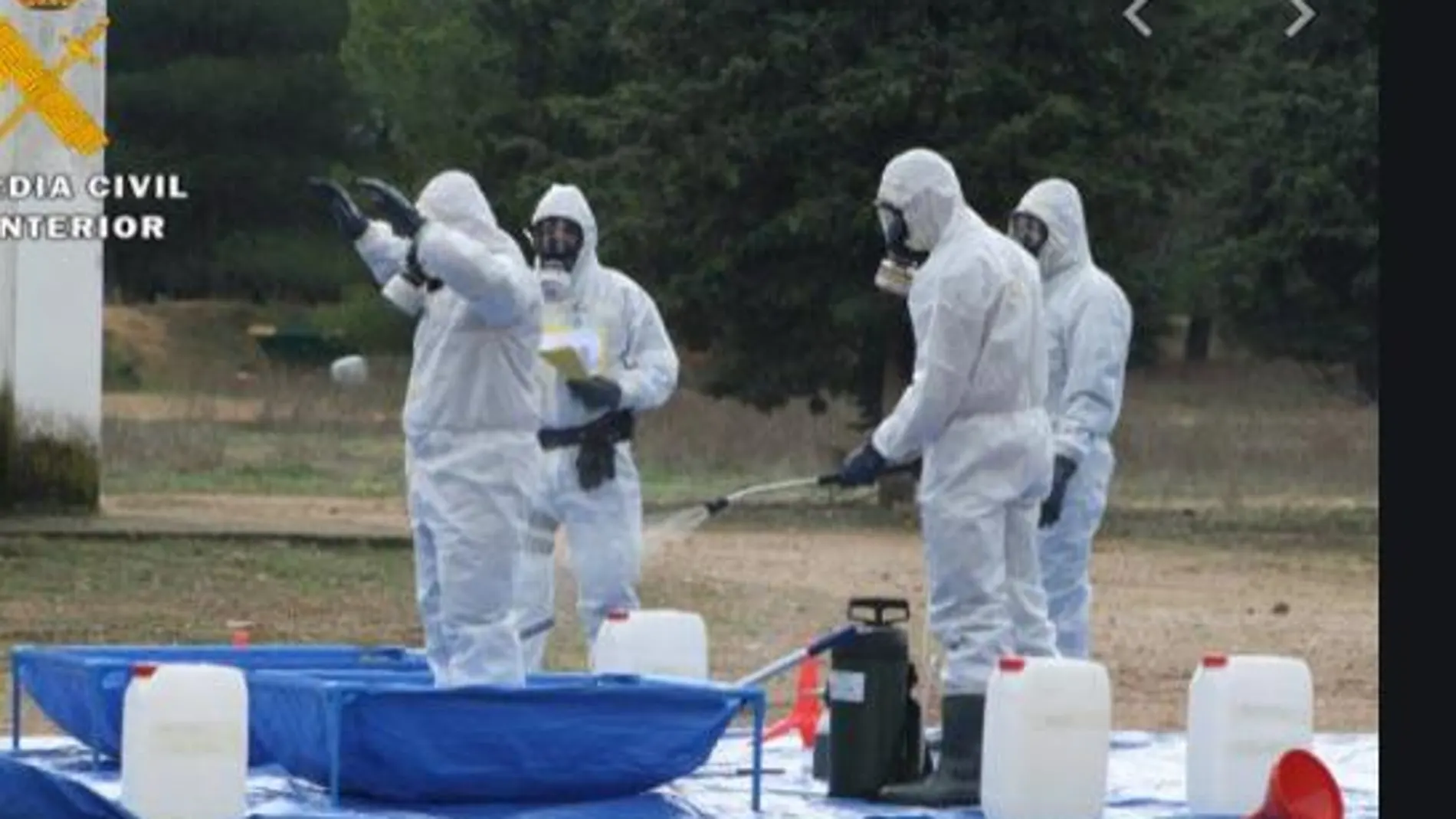 La Guardia Civil, al igual que las otras Fuerzas de Seguridad y los Ejércitos, forman a su personal para combatir las amenazas NRBQ