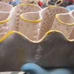 El prototipo del primer ladrillo fabricado dentro del proyecto europeo LIAR. / Living Architecture
