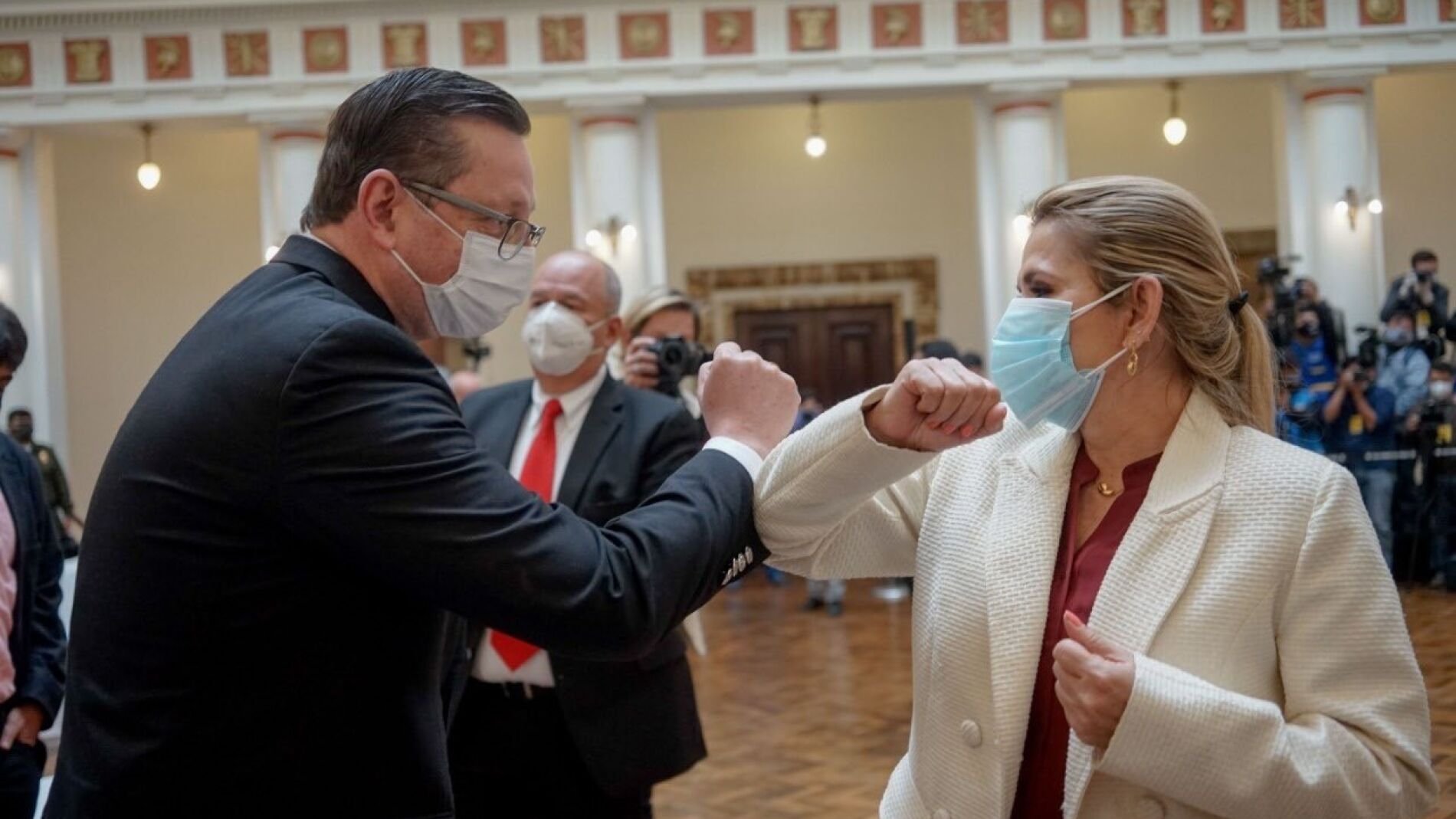 Bolivia.- Áñez lleva a cabo una remodelación de Gobierno para encarar la etapa posterior a la crisis por el coronavirus