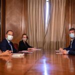 Representantes de PP, PSOE y Cs durante la reunión que abordó el pacto antitransfuguismo hoy en el Congreso