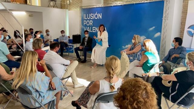 María José Catalá durante el primer Comité Ejecutivo celebrado tras el congreso que la ha elegido como presidenta del PP de la ciudad de Valencia