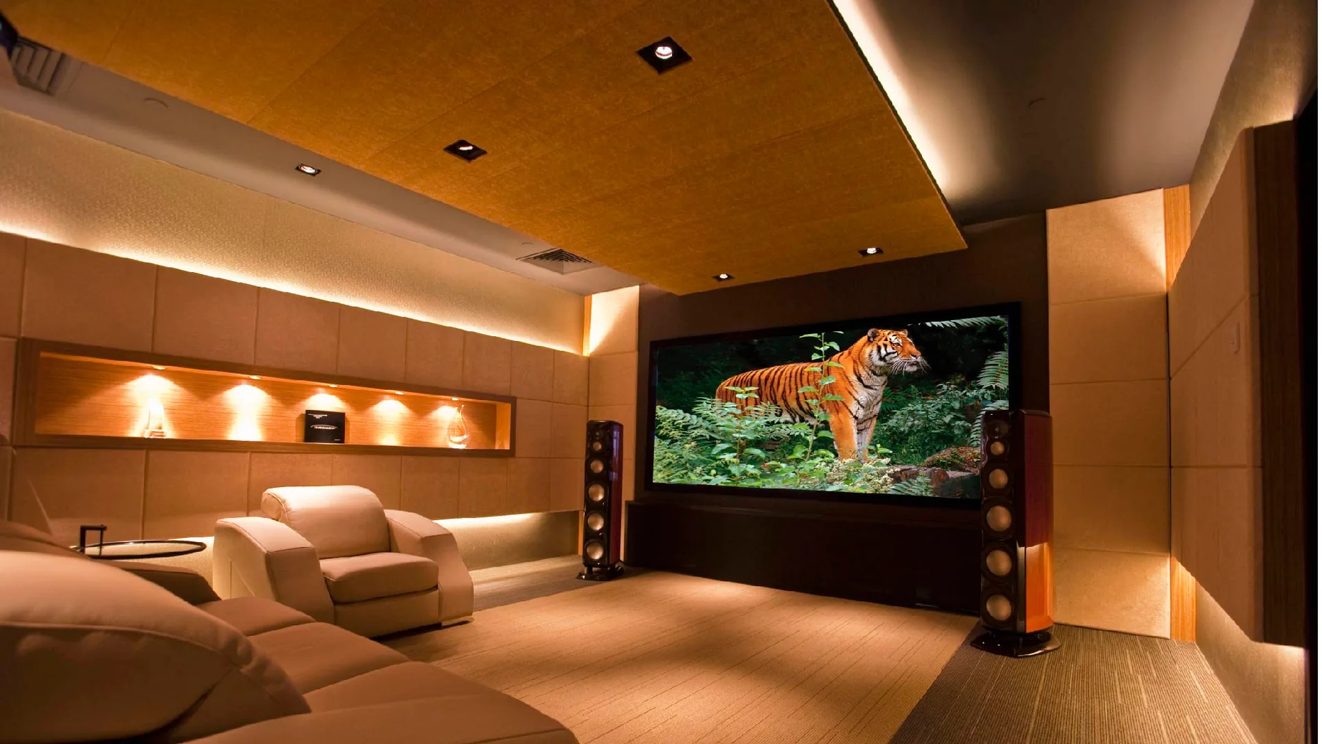 Ejemplo de sala de cine en casa.