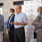 El vicepresidente, portavoz y consejero de Transparencia, Ordenación del Territorio y Acción Exterior de Castilla y León, Francisco Igea, atiende a los medios de comunicación