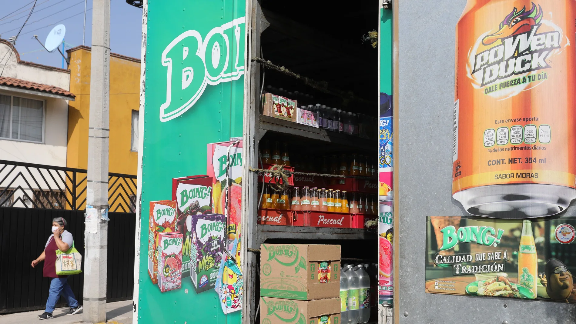 México choca con la industria de alimentos procesados en medio de la pandemia