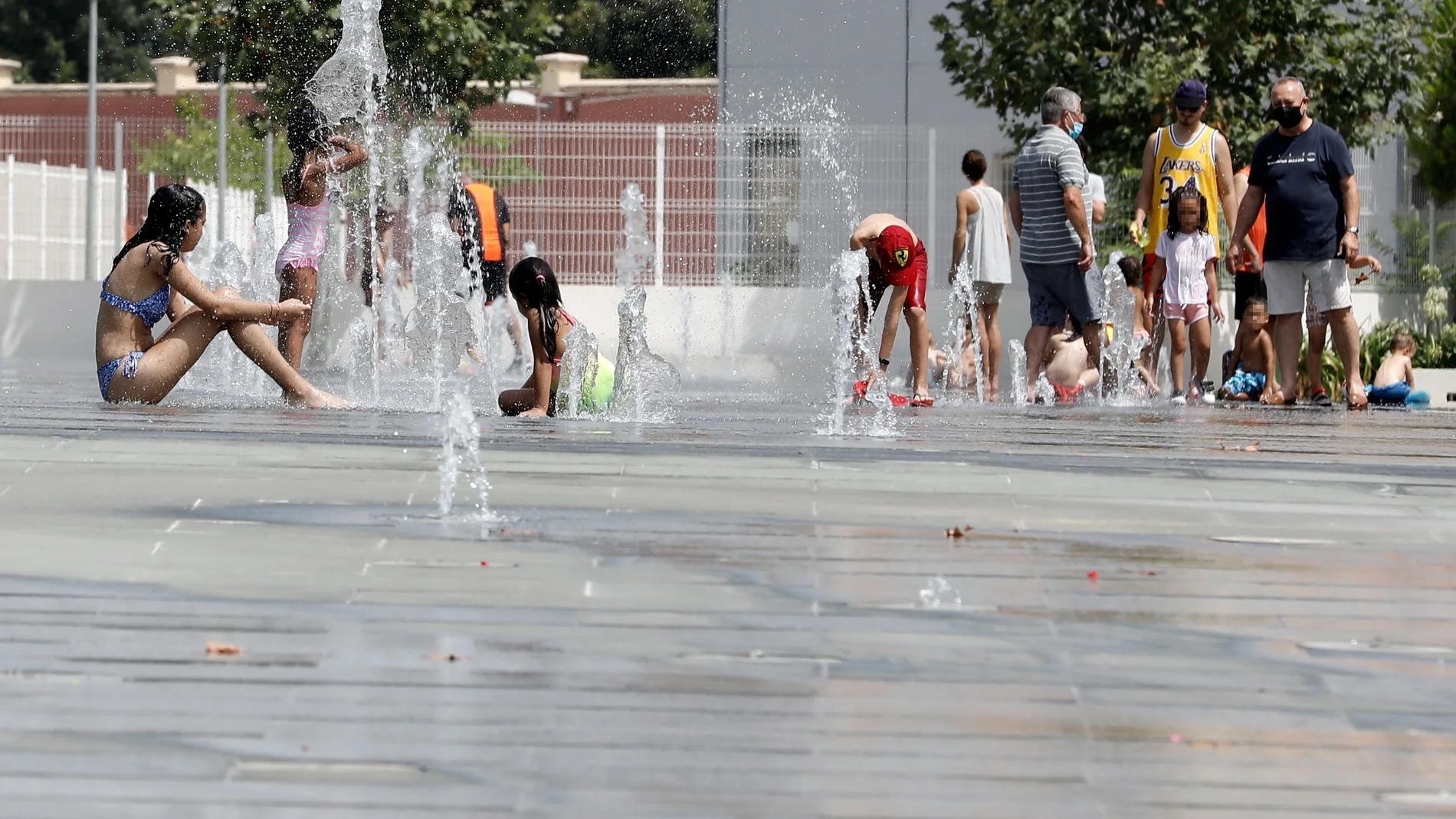 Alerta naranja por temperaturas de hasta 42 grados en Valencia y Alicante