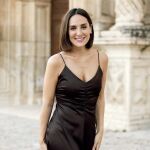 Tamara Falcó con vestido lencero.