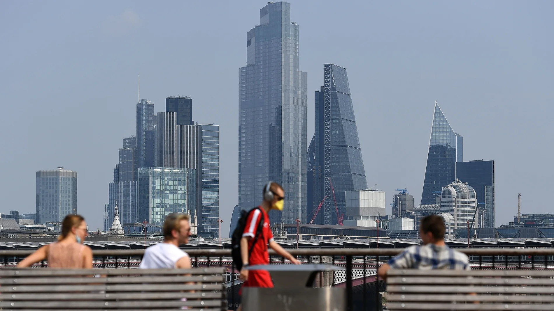 Britain experiences its worst recession amid coronavirus