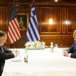 El ministro de Exteriores griego, Nikos Dendias, se entrevistó este viernes con el secretario de Estado, Mike Pompeo