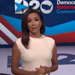 Fotograma de Eva Longoria, presentadora de la primera noche de la Convención Nacional Demócrata