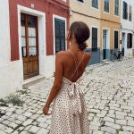 El vestido con la espalda más bonita de Zara lo lleva Mery Turiel.