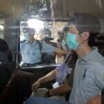 El diputado pro democrático Ted Hui al ser arrestado por la Policía de Hong Kong