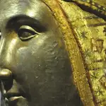 Detalle de la Virgen de Montserrat.