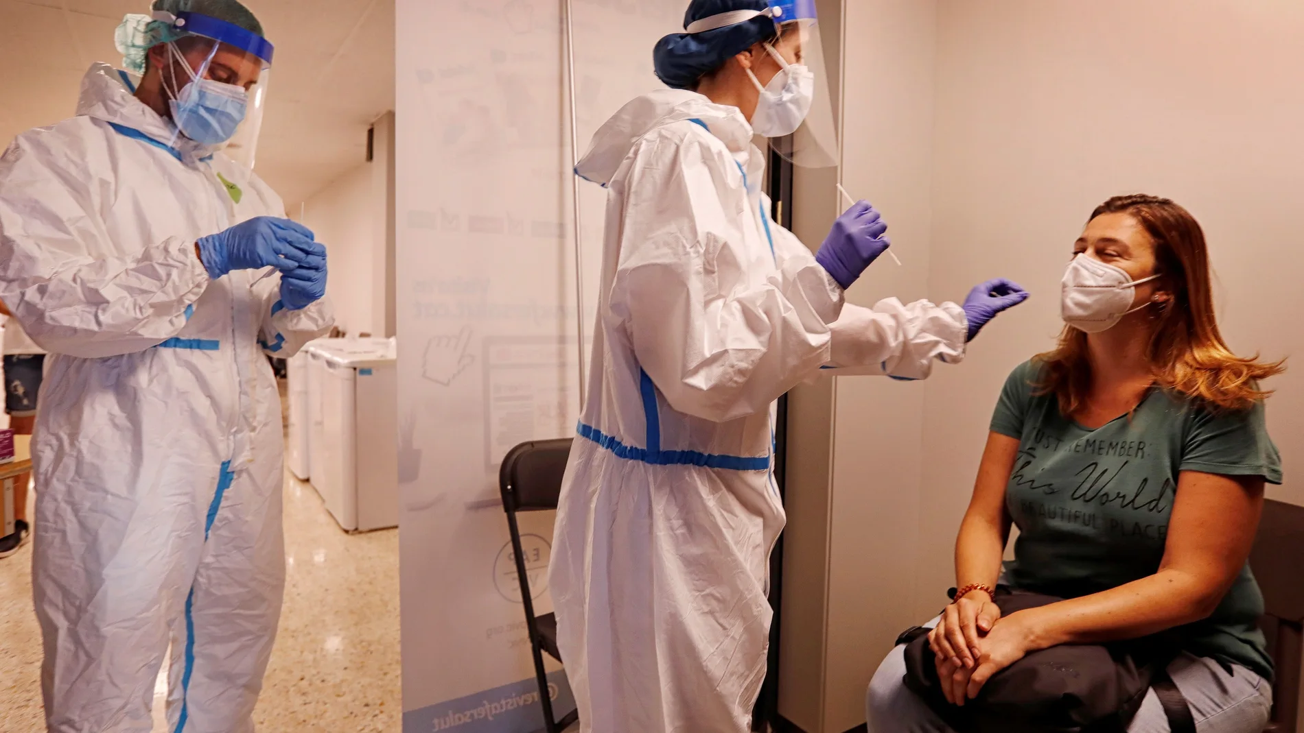 Comienzan los cribados masivos de PCR en Vic,