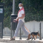 La infanta Elena de Borbon con su perro por las calles de Madrid03/06/2020Madrid