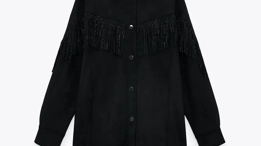 Chaqueta flecos.