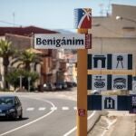 Vista general de la entrada a la localidad valenciana de Benigànim, donde Sanidad ha decidido confinar a su población durante 14 días ante el incremento de casos de Covid-19