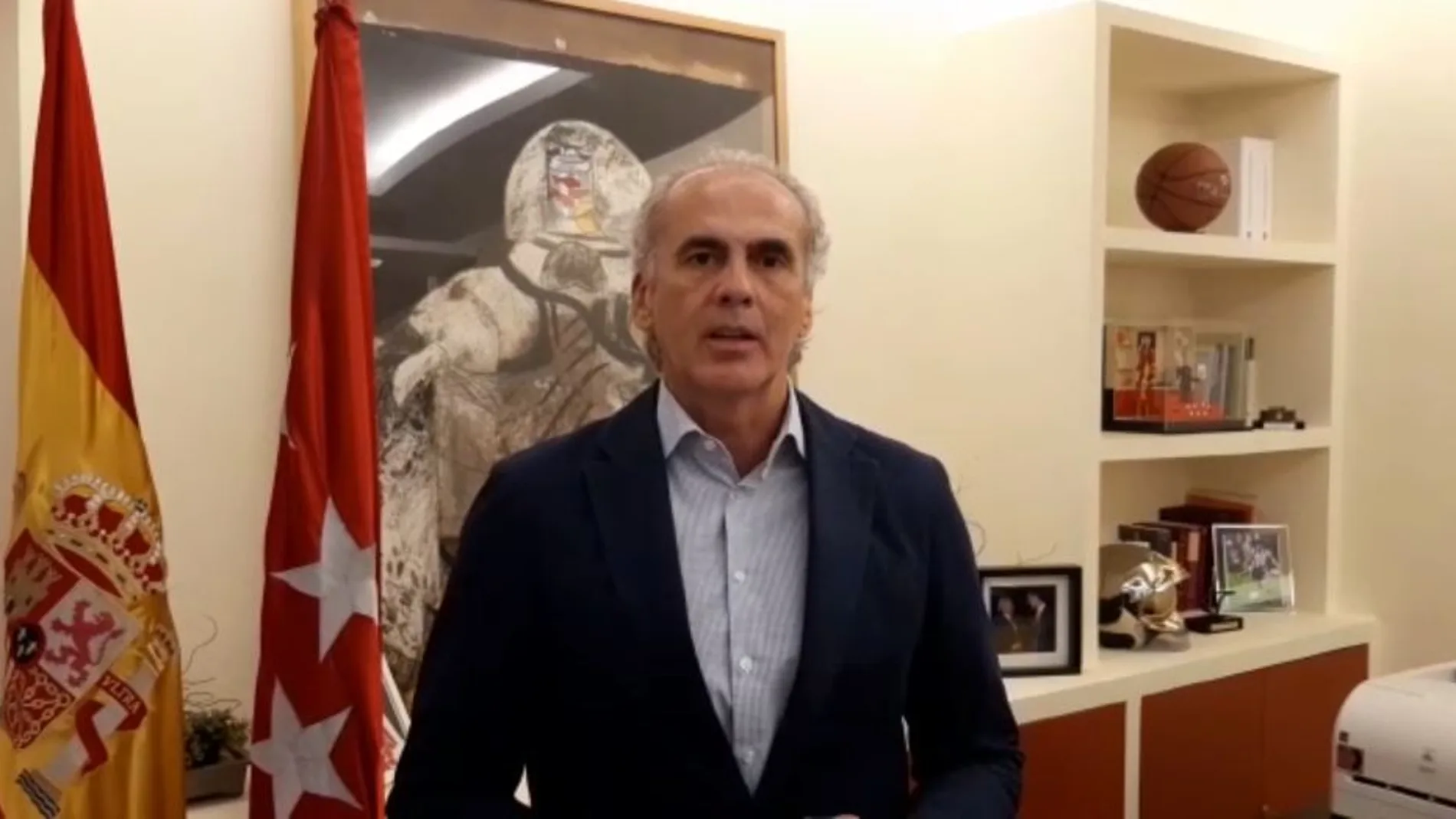 El consejero de Sanidad de la Comunidad de Madrid, Enrique Ruiz Escudero